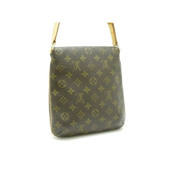 Louis Vuitton Musette Salsa Short Monogram - Picture 2 of 6